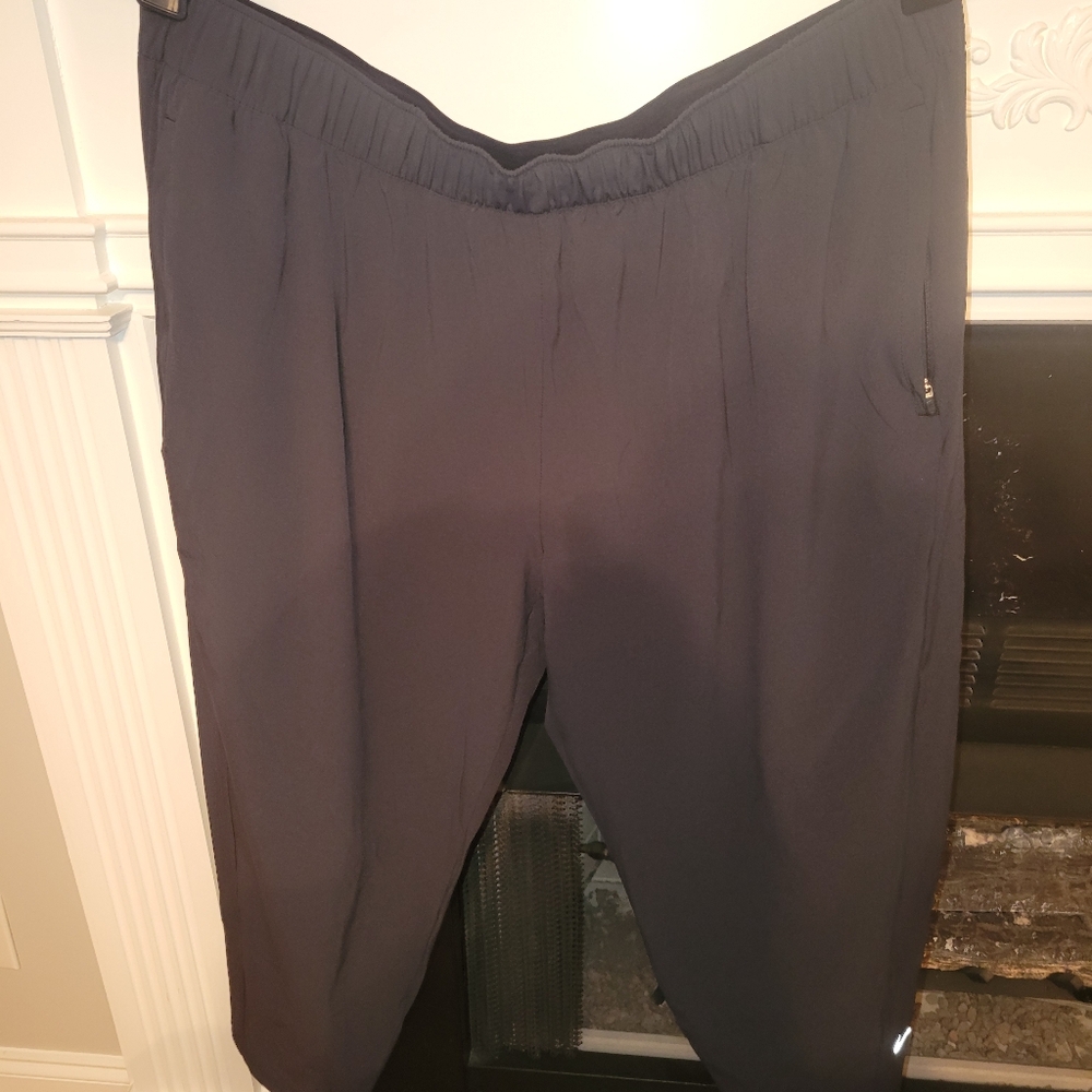 Women Plus Nike Black Jogger Pants